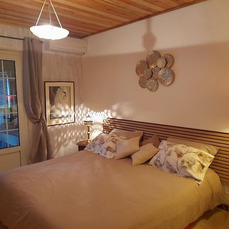 Bed and Breakfast Le Val Rambaud Saint-Denis Esterno foto