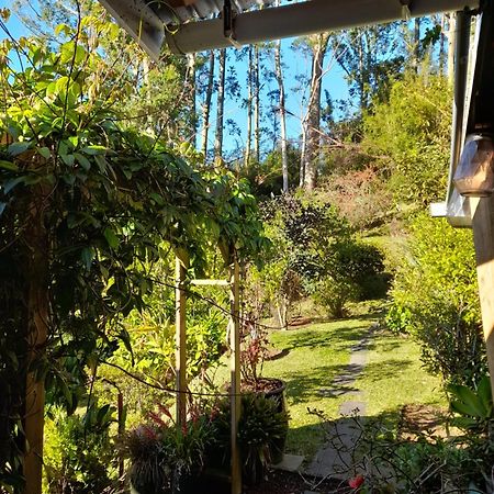 Bed and Breakfast Le Val Rambaud Saint-Denis Esterno foto